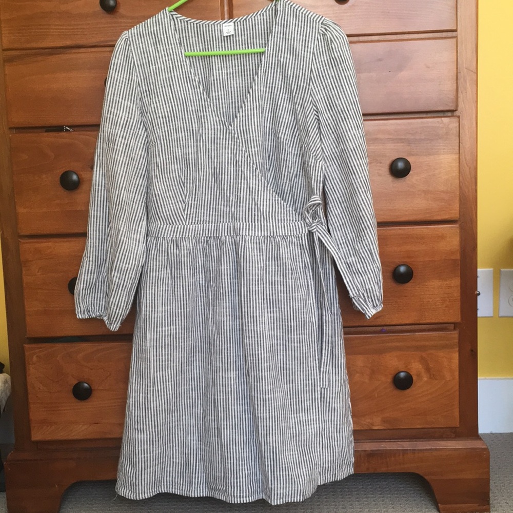 Dress - Picture 5 of 5